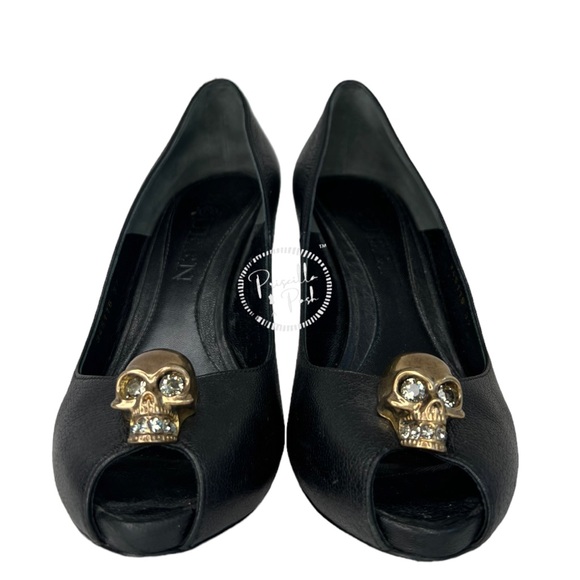 Alexander McQueen Skull Peep Toe Pumps Gold Skull Crystals Black Leather - Picture 12 of 15